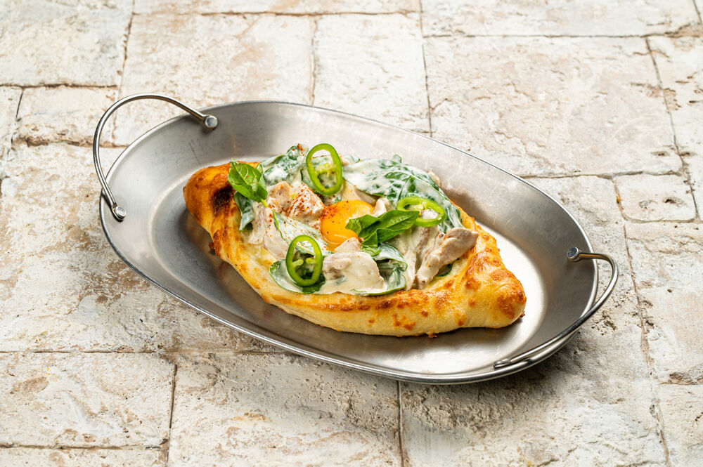 Khachapuri with chicken and spinach