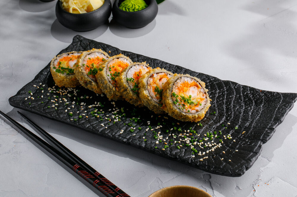 Roll in tempura with crab