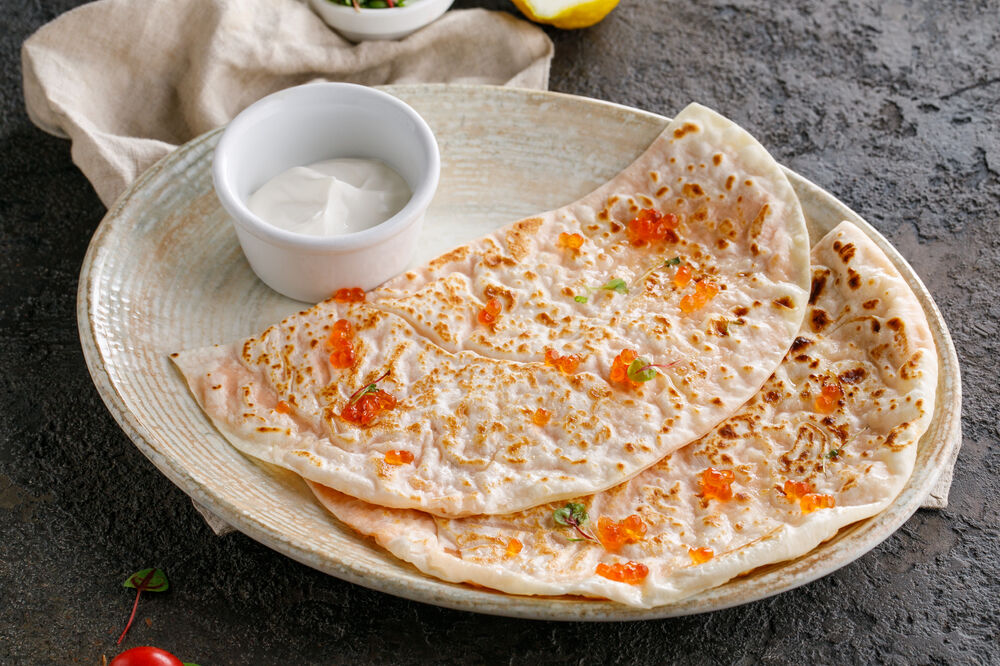 Кутабы с лососем