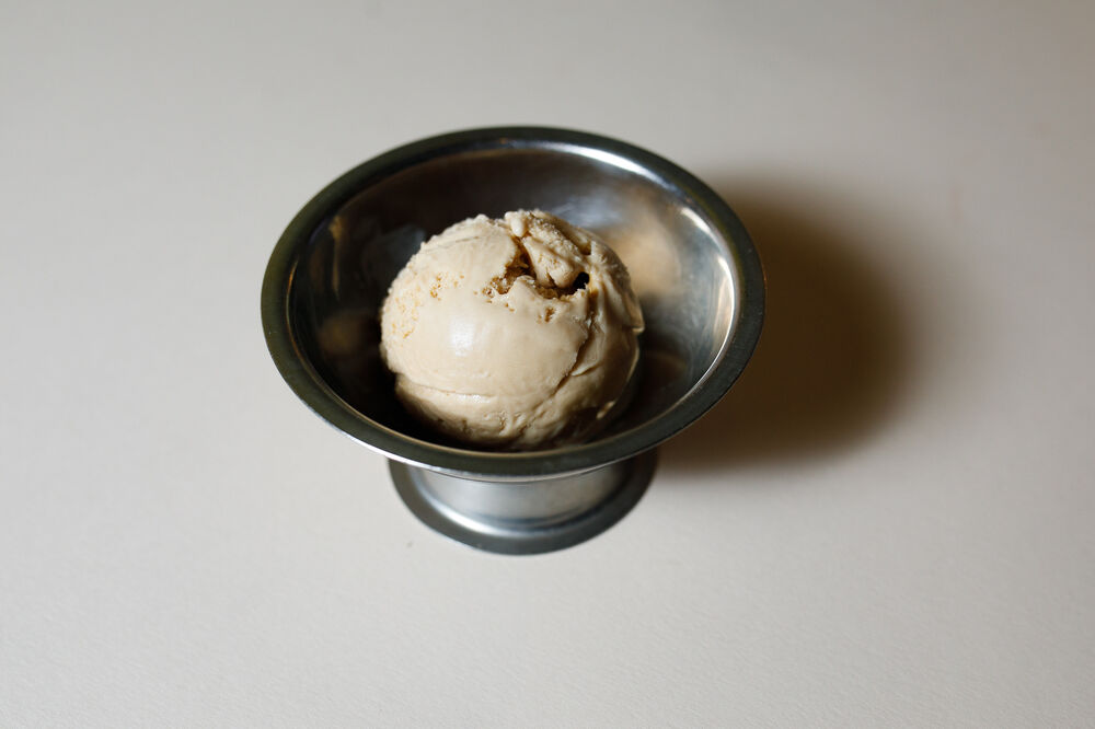 Ice cream creme brulee