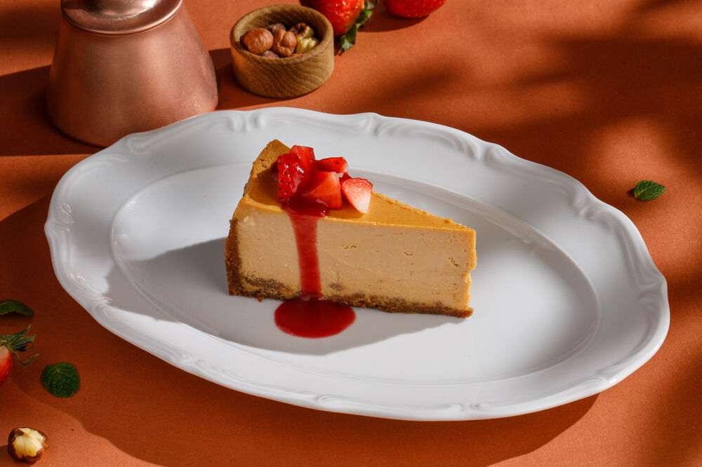 Топленый чизкейк с клубникой