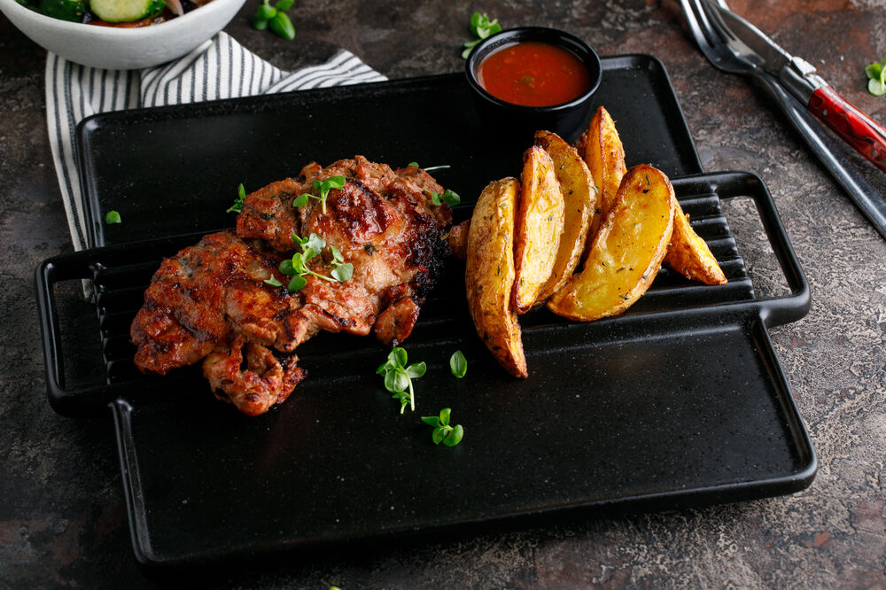 Pork chop with Idaho potatoes