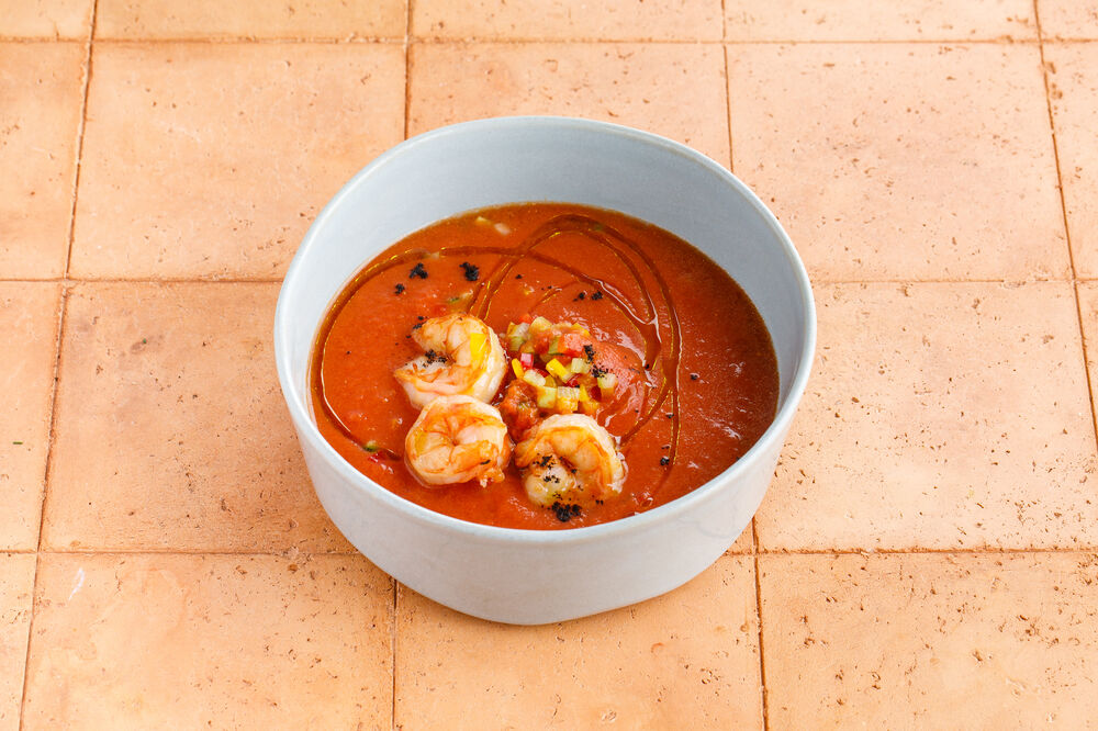 Gazpacho with shrimps