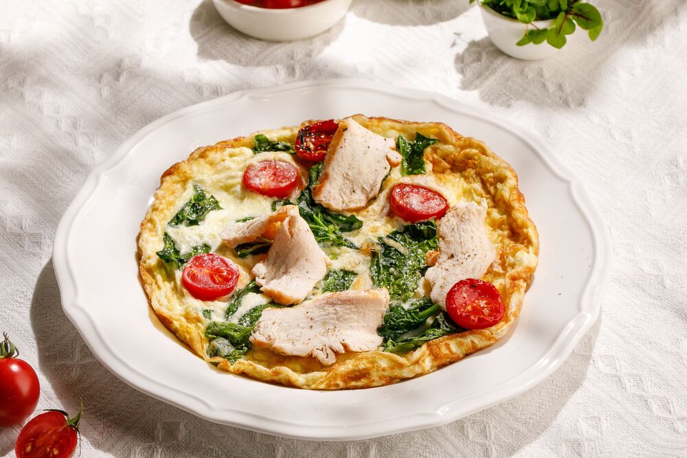 Omelette with turkey and spinach