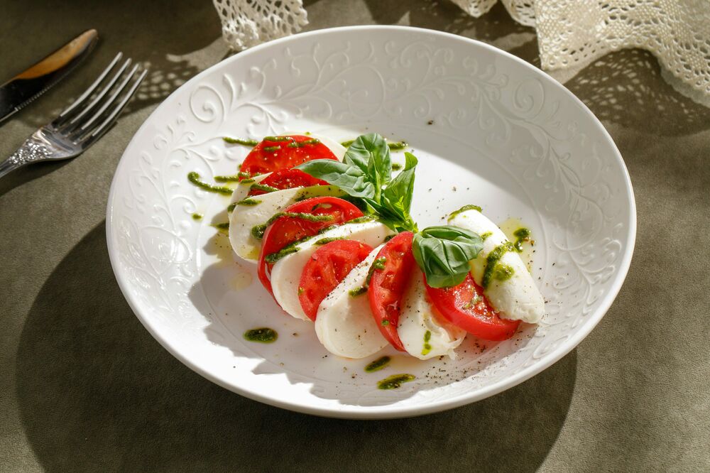  Mozzarella with Baku tomatoes
