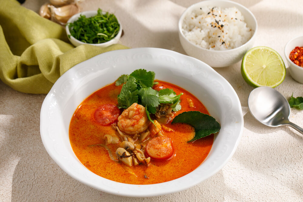  "Tom Yum" soup