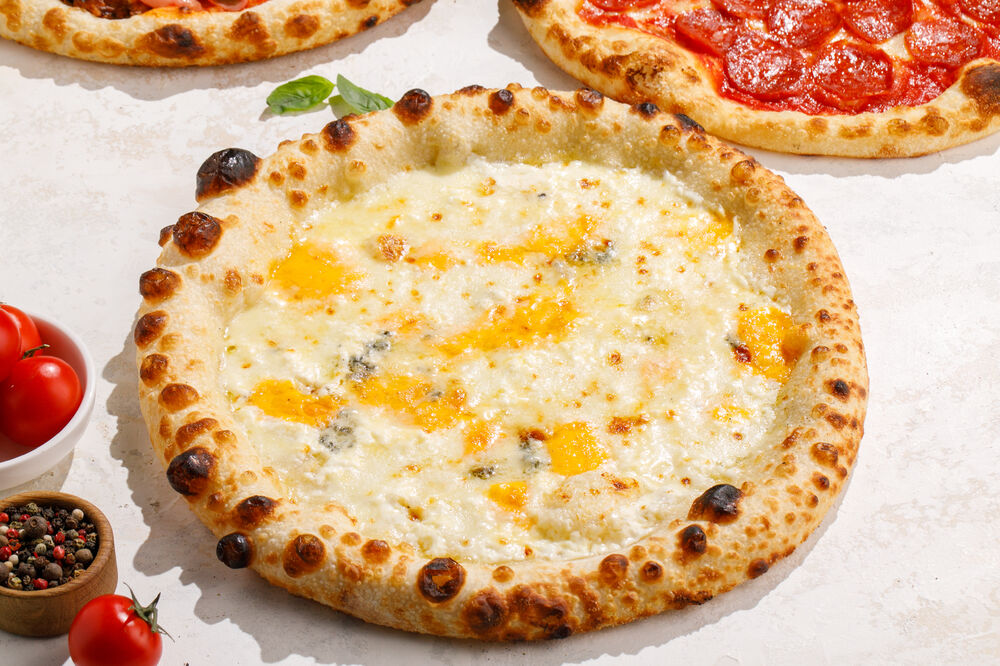 Pizza 4 cheese