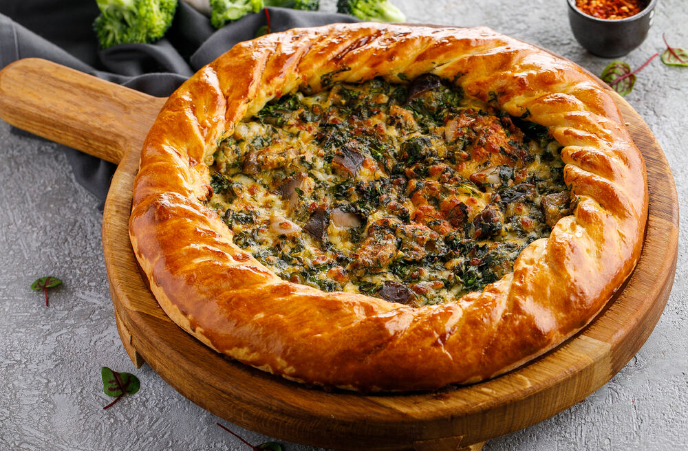 Хачапури из сома с зеленью