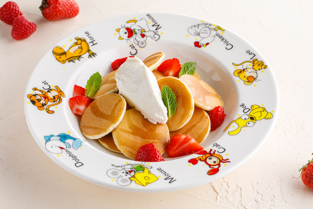 Mini pancakes with  mousse