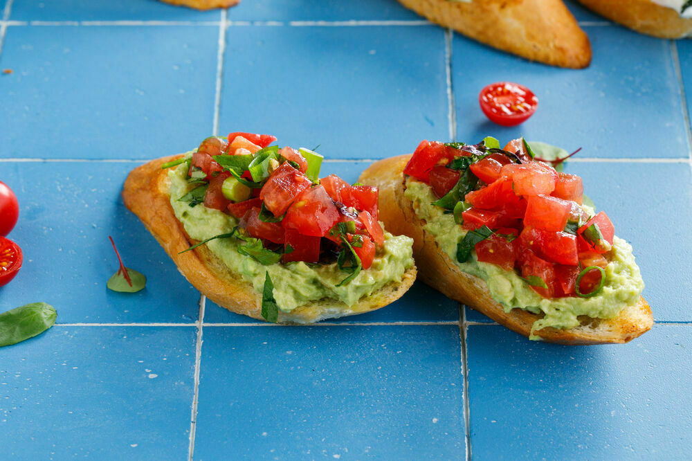 Bruschetta with tomatoes