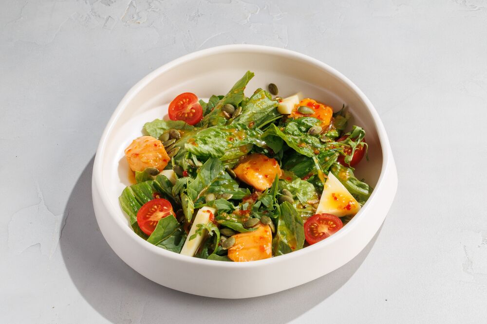 Warm salmon salad