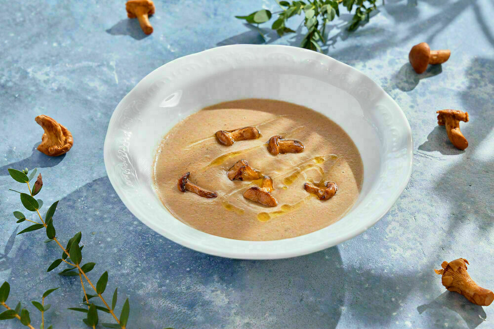 Chanterelle cream soup