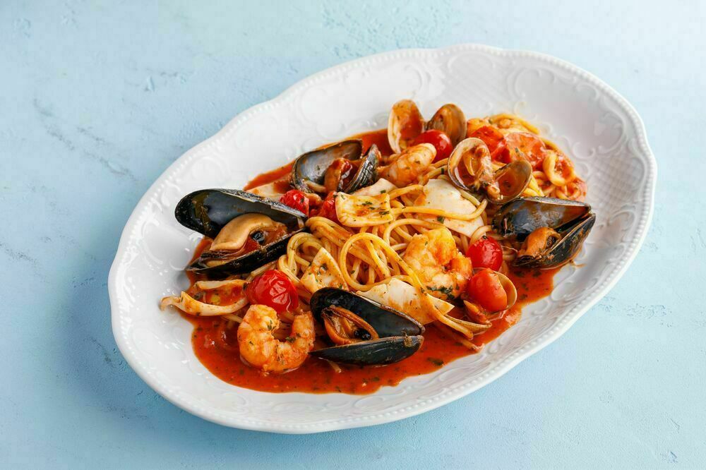 Spaghetti with seafood