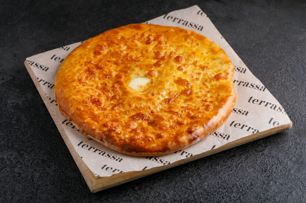 Imeretian khachapuri