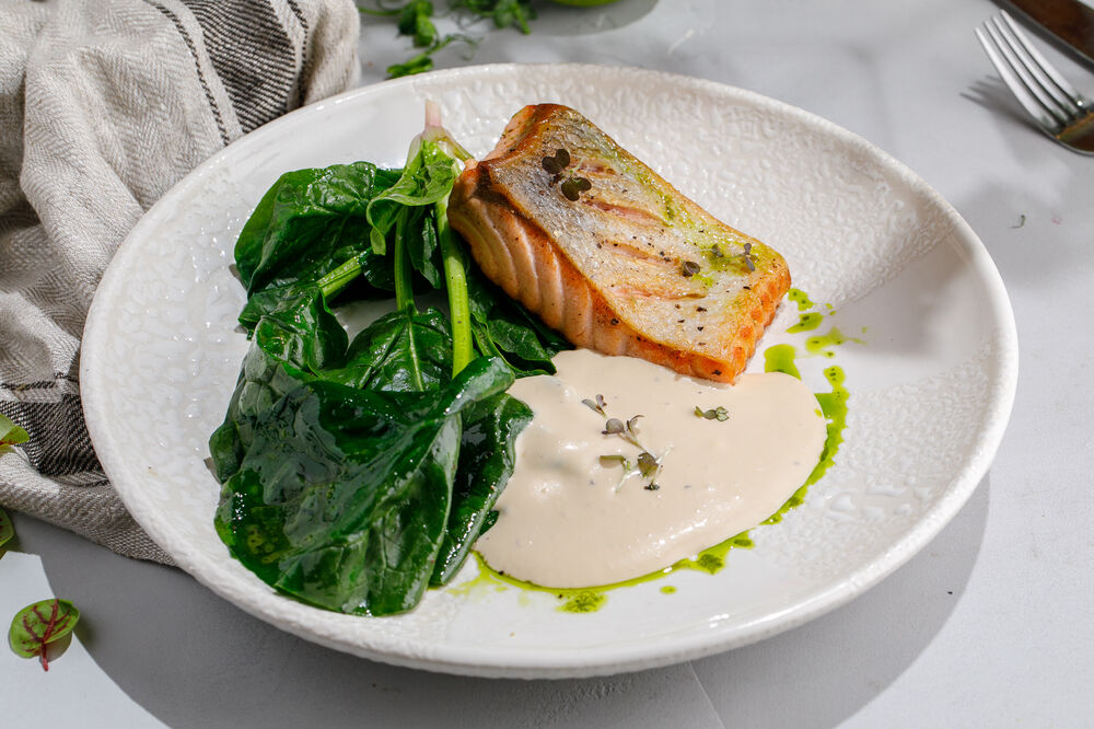 Salmon with spinach