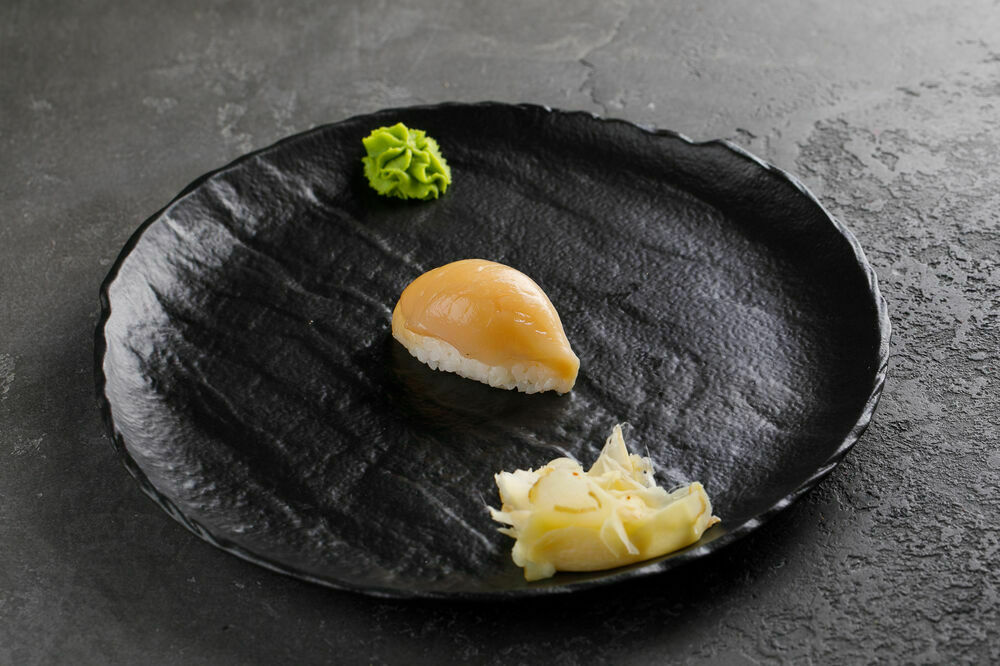 Sushi with a scallop