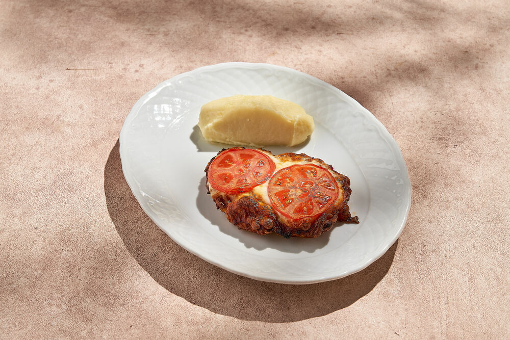 Turkey schnitzel with cheese 