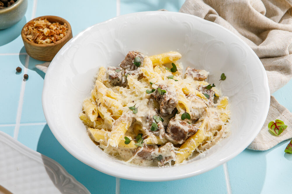 Penne with veal cheeks