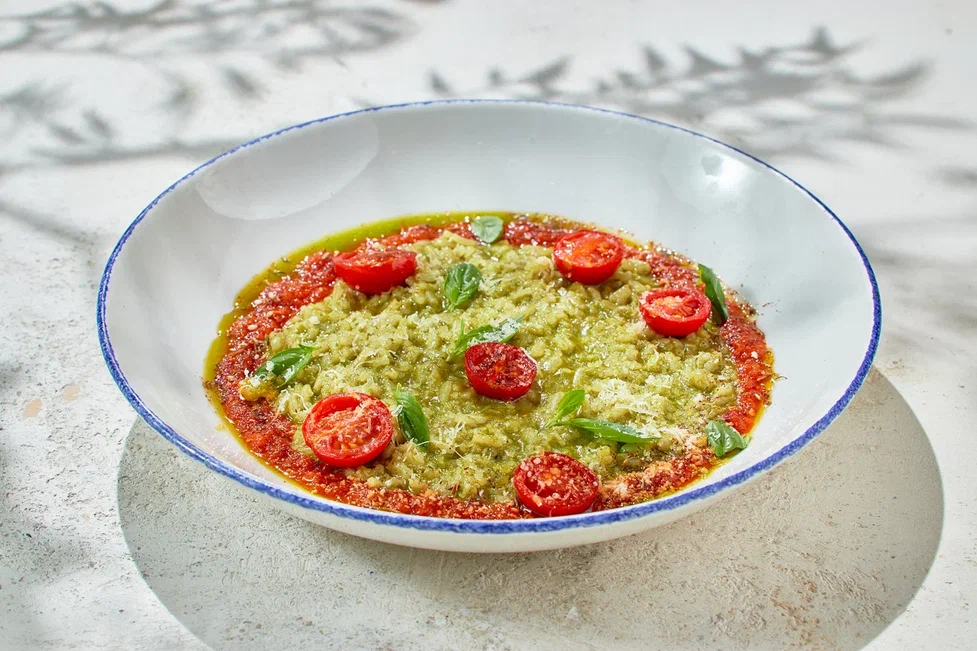 Risotto with pesto and sun-dried tomatoes