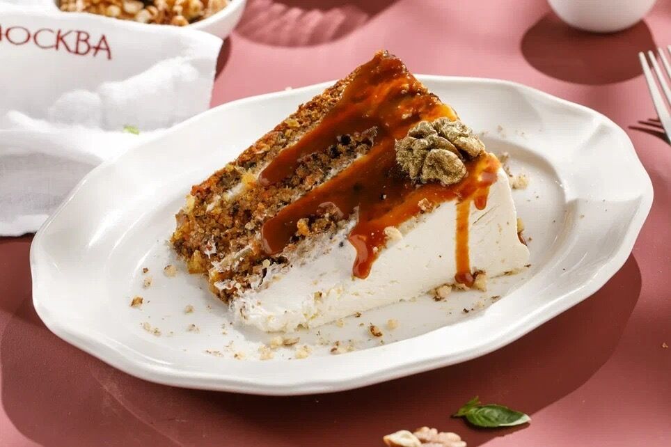 Carrot cake with citrus fruits