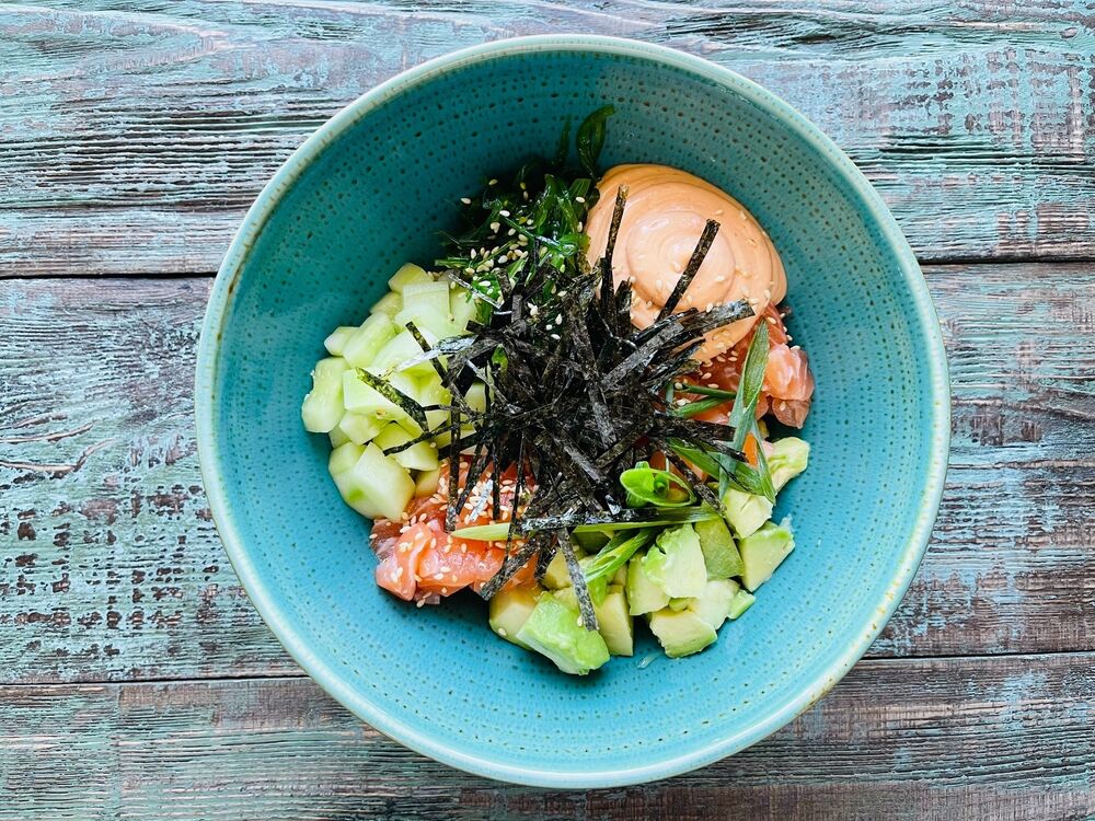 Poke with salmon