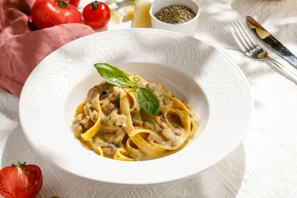 Pasta with porcini mushrooms