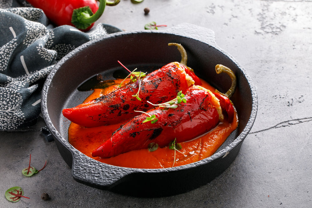 Lenten pepper stuffed with vegetable meat with lecho sauce