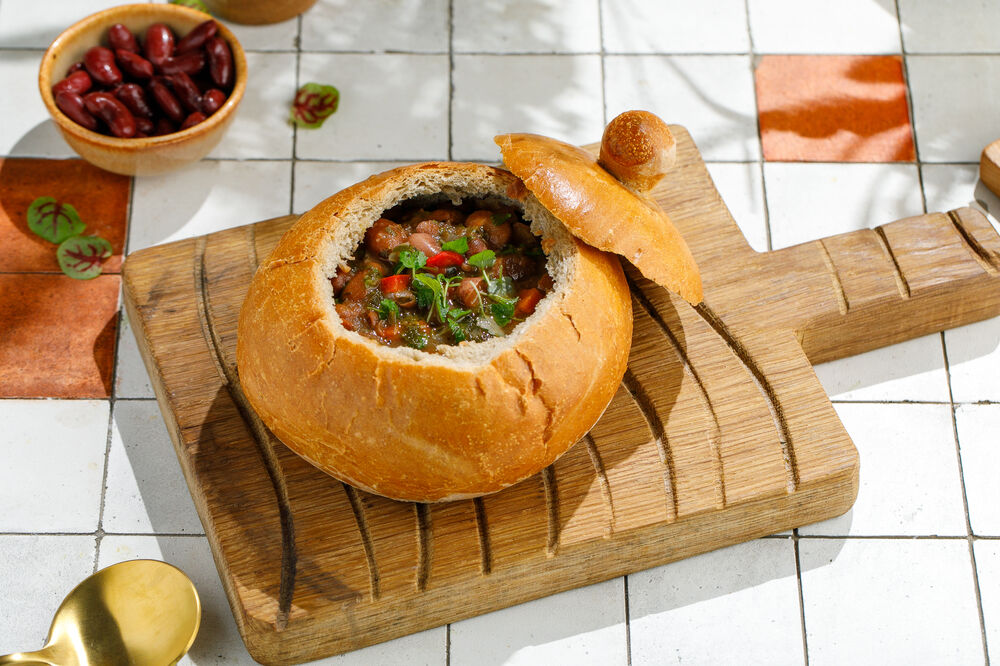 Bean soup in a bread pot