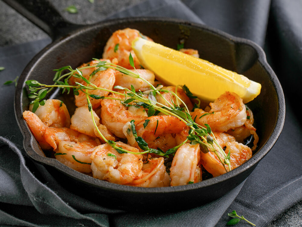 Shrimp with garlic and herbs