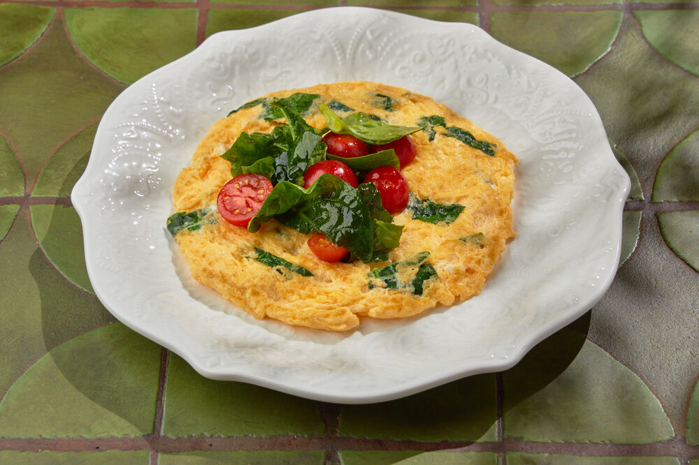 Omelette with spinach