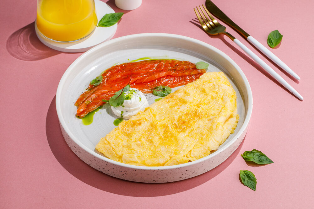 Salmon omelet