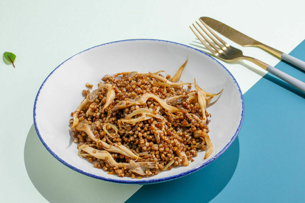 Buckwheat with onion