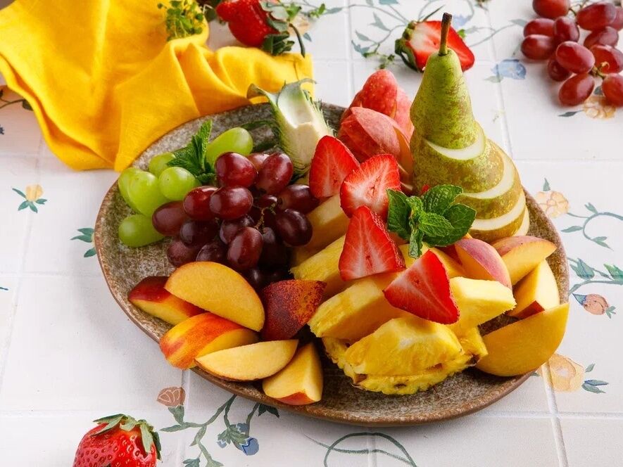 Seasonal fruits platter