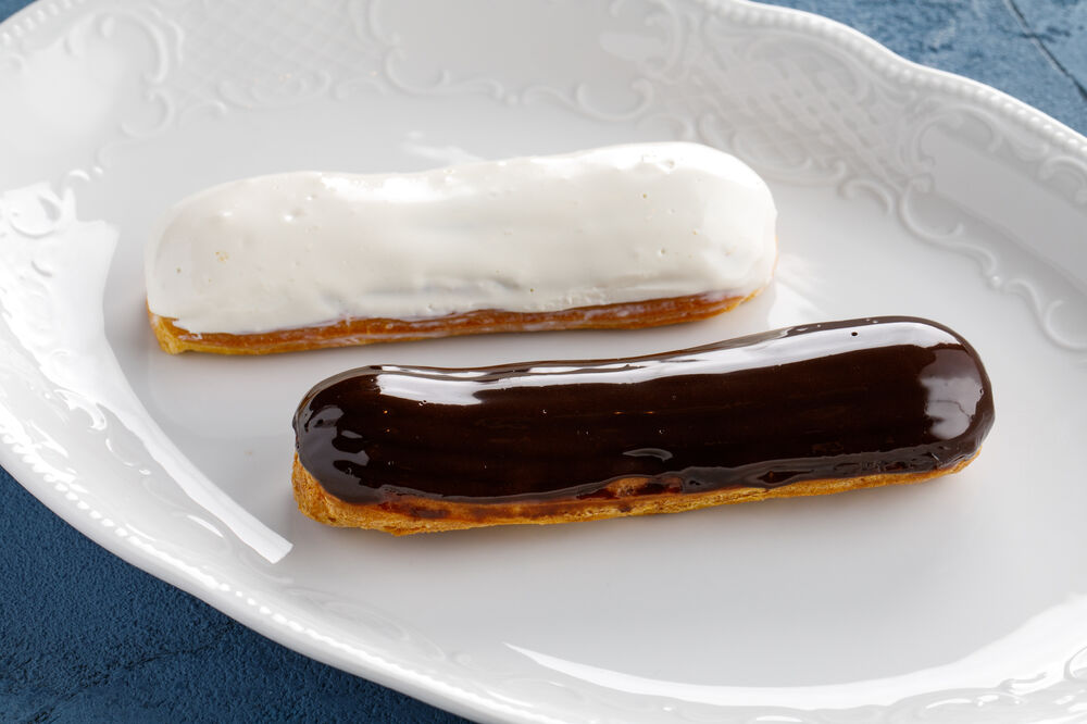 dessert "Eclairs with white cream"