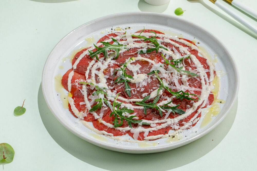 Beef carpaccio with truffle sauce