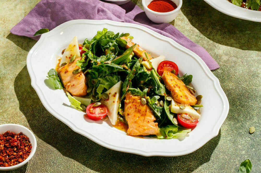 Warm salad with salmon