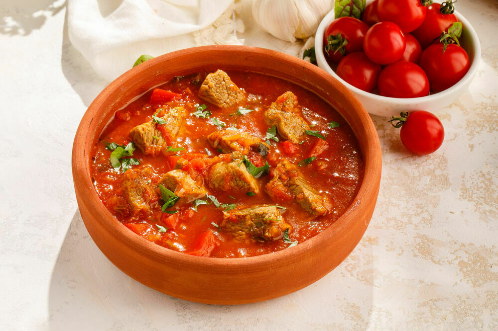 Tender beef chashushuli