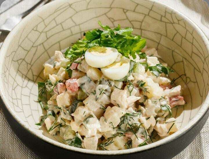 Galian salad with chicken