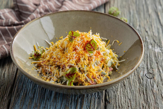 Bakhor salad with tender chicken breast