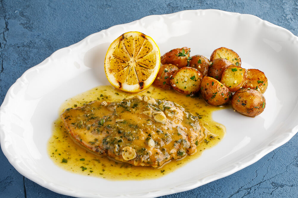  Farm chicken fillet in lemon sauce 