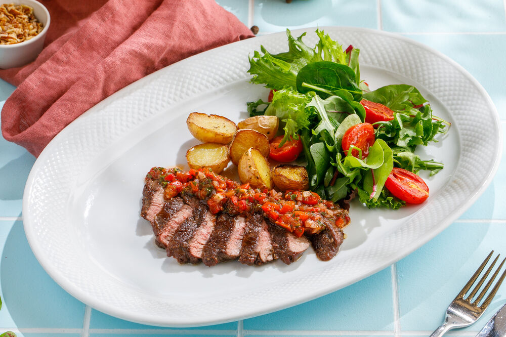 Steak salad with new potatoes