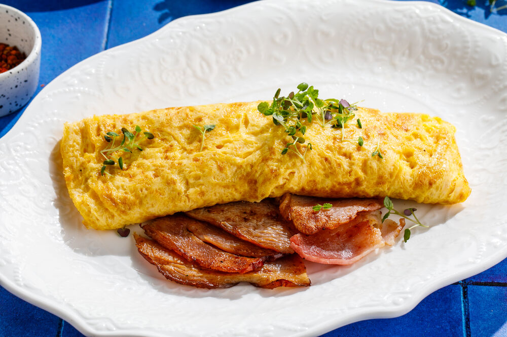 Omelet with Tambov ham