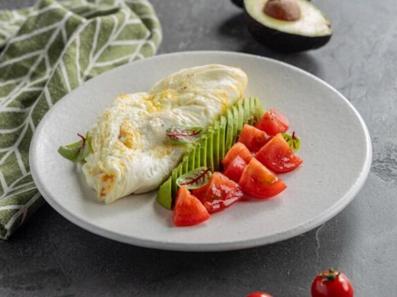 Protein omelet with avocado