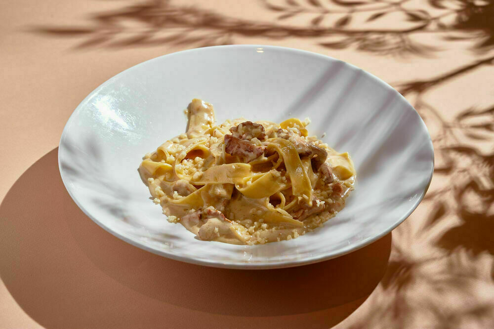 Fettuccine with chanterelles