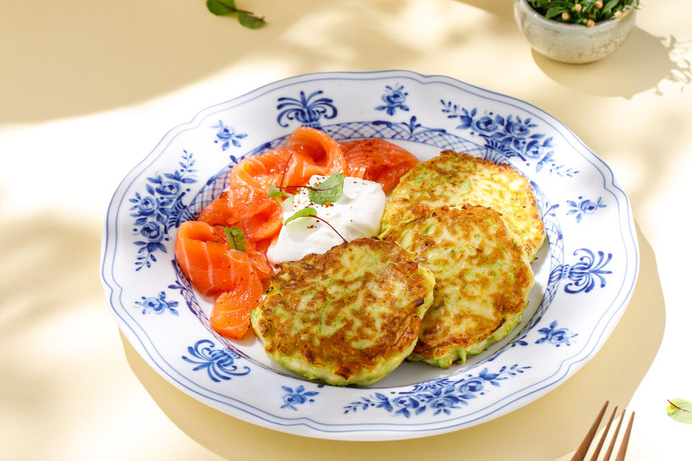 Salmon courgette fritters