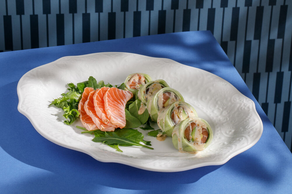 Фреш ролл татаки с лососем