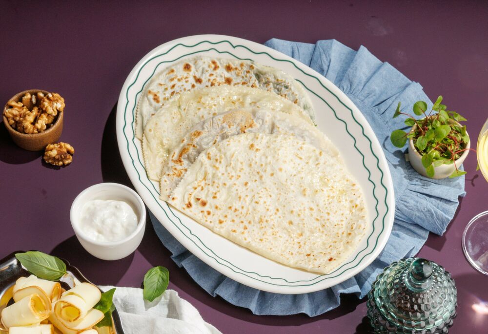 Kutabs with cheese