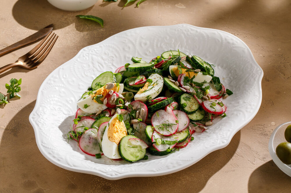 Summer salad from the garden