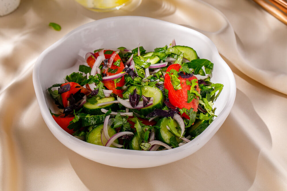 Georgian salad with walnuts