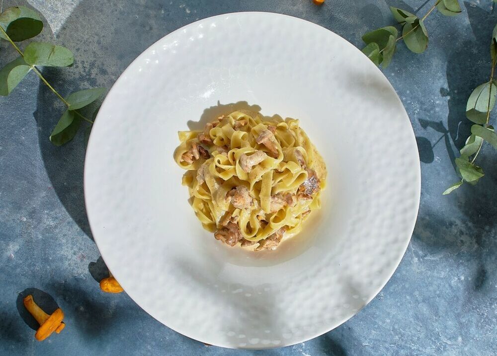 Pasta with chanterelles